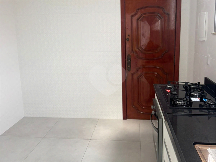 Foto REO1097348