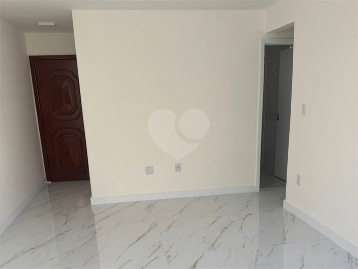 Foto REO1097348