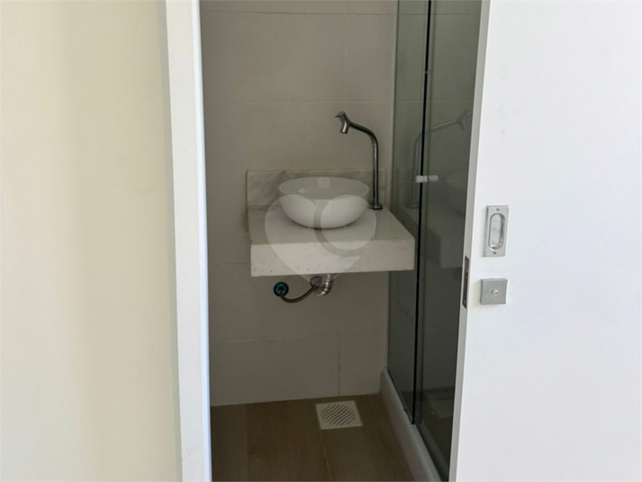 Foto REO1097348
