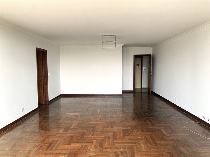 Foto REO1097373