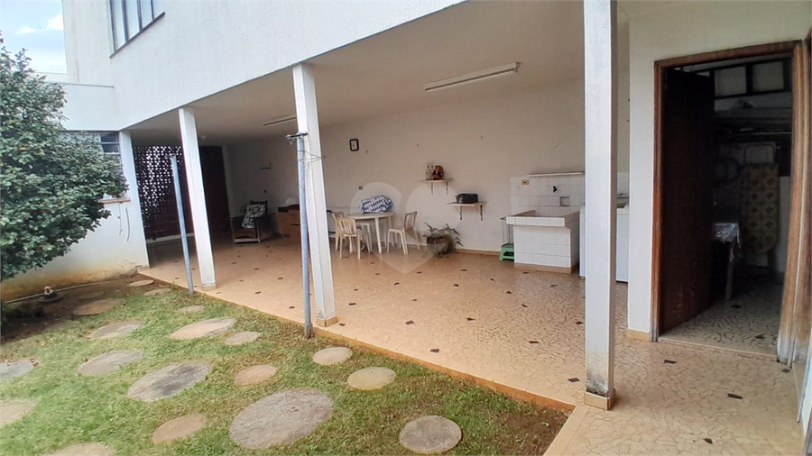 Foto REO1097379