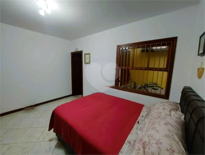 Foto REO1097390