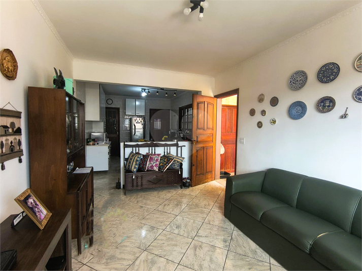 Foto REO1097390