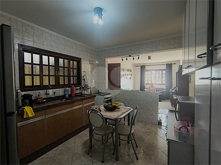 Foto REO1097390