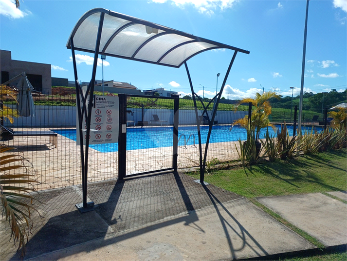 Foto REO1097392