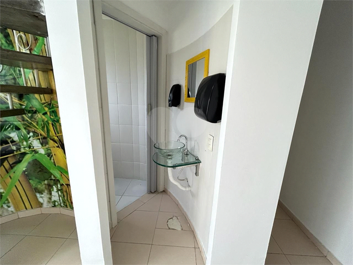 Foto REO1097407