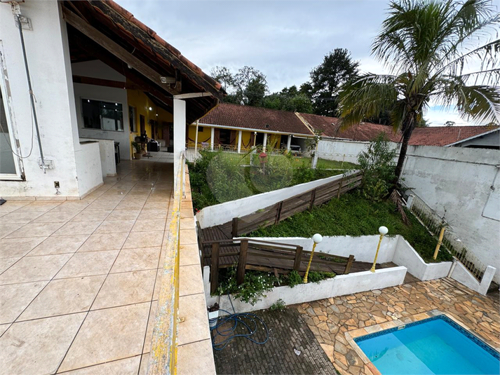 Foto REO1097408