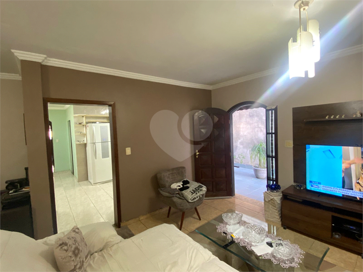 Foto REO1097427