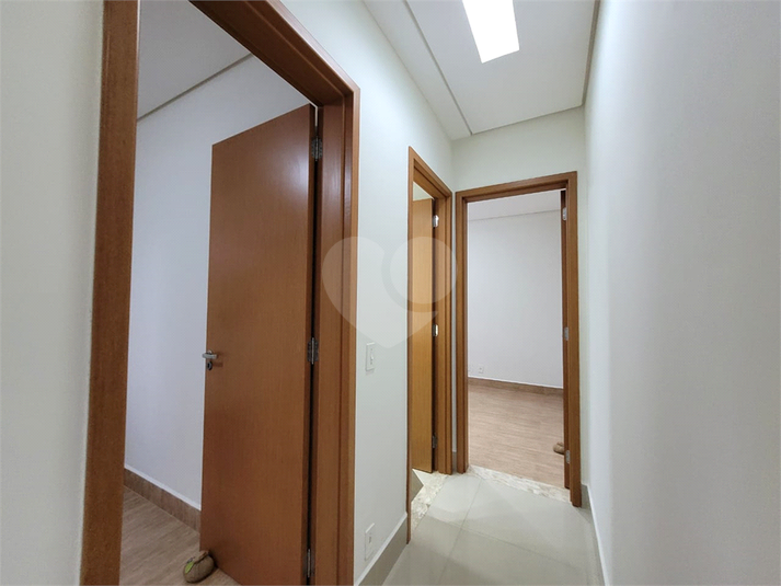 Foto REO1097428