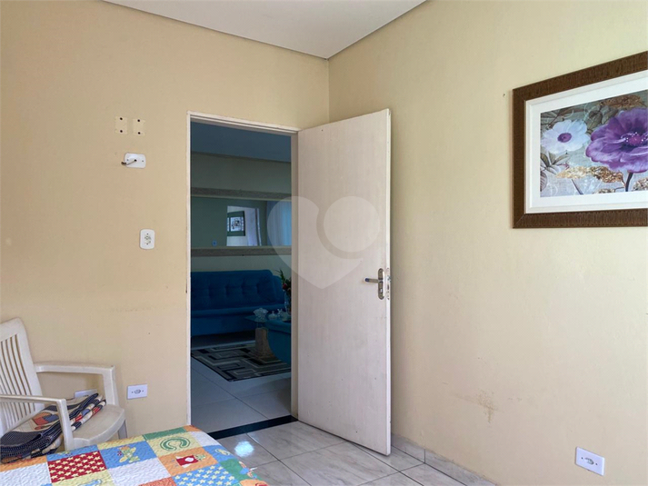 Foto REO1097429
