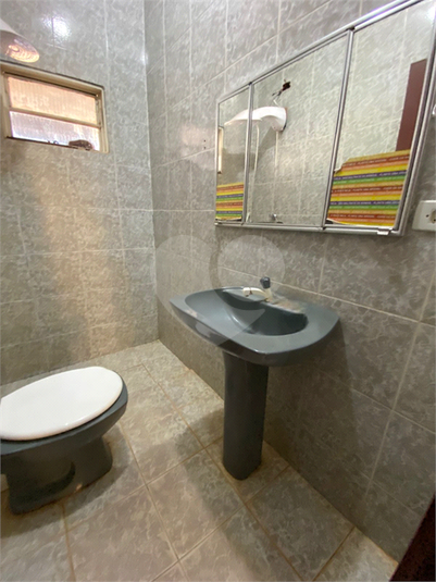 Foto REO1097431