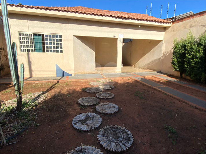 Foto REO1097431