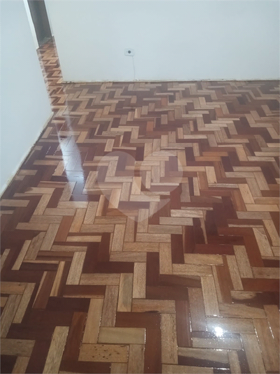 Foto REO1097435