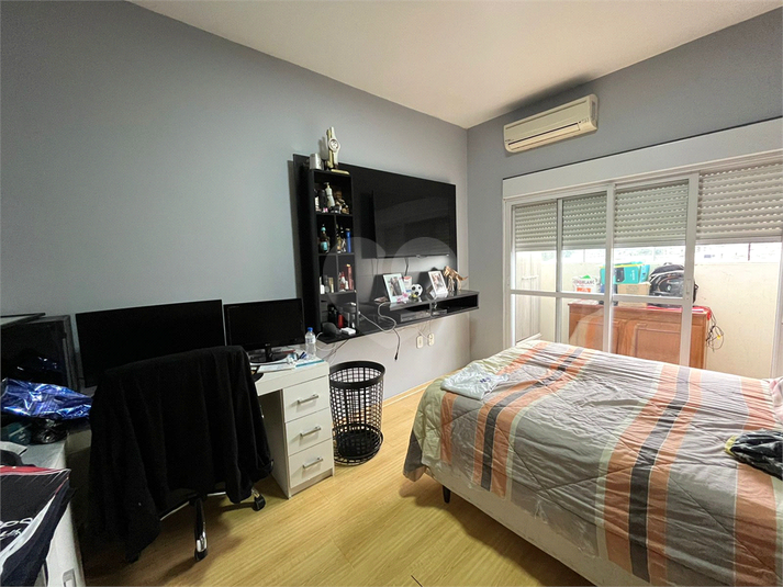 Foto REO1097441