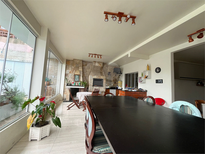 Foto REO1097441