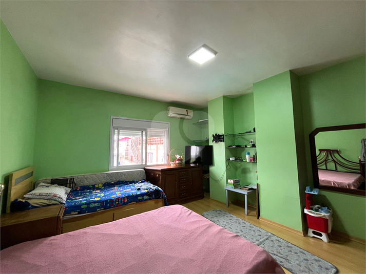 Foto REO1097441