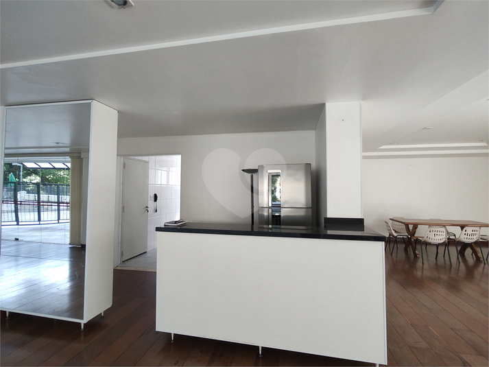 Foto REO1097445