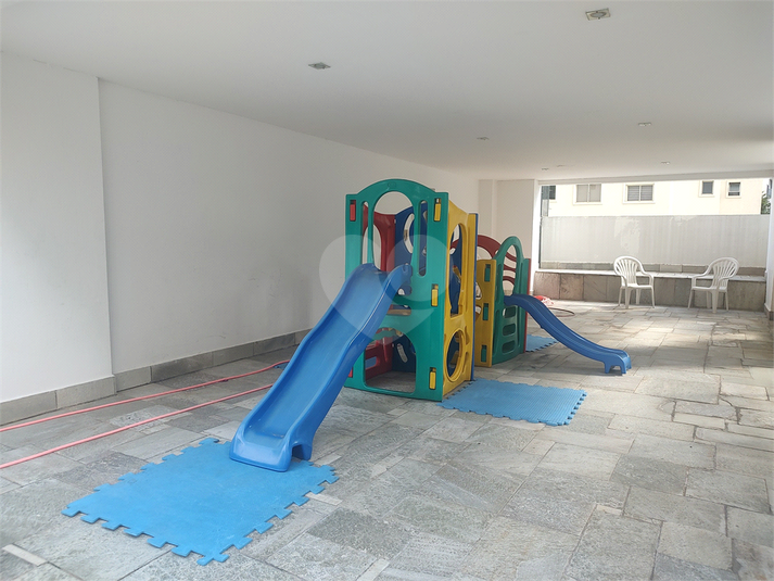 Foto REO1097445
