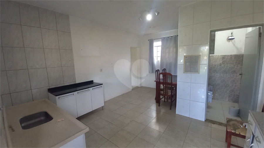 Foto REO1097448