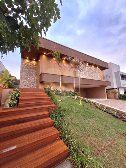 Foto REO1097453