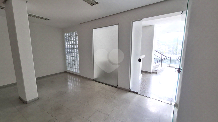 Foto REO1097474