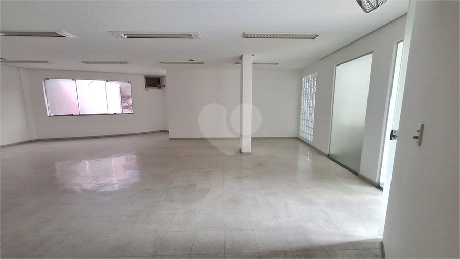 Foto REO1097474