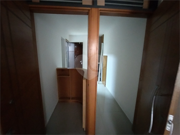 Foto REO1097477