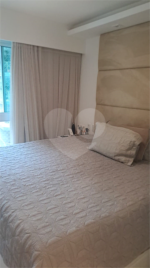 Foto REO1097480