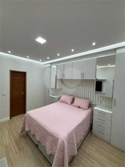 Foto REO1097500