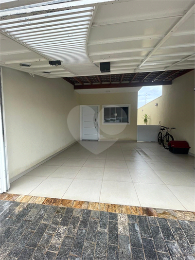 Foto REO1097500