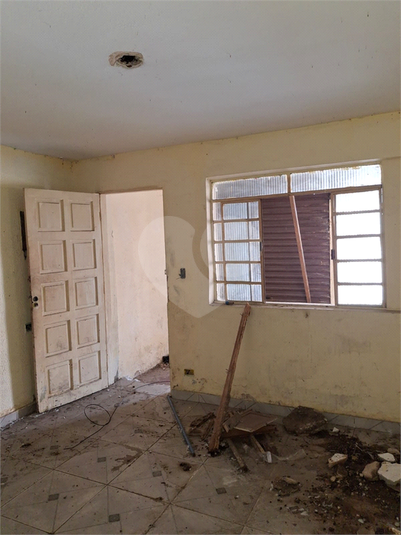 VISAO DA SALA DA PORTA DE ENTRADA