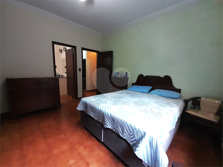 Foto REO1097519