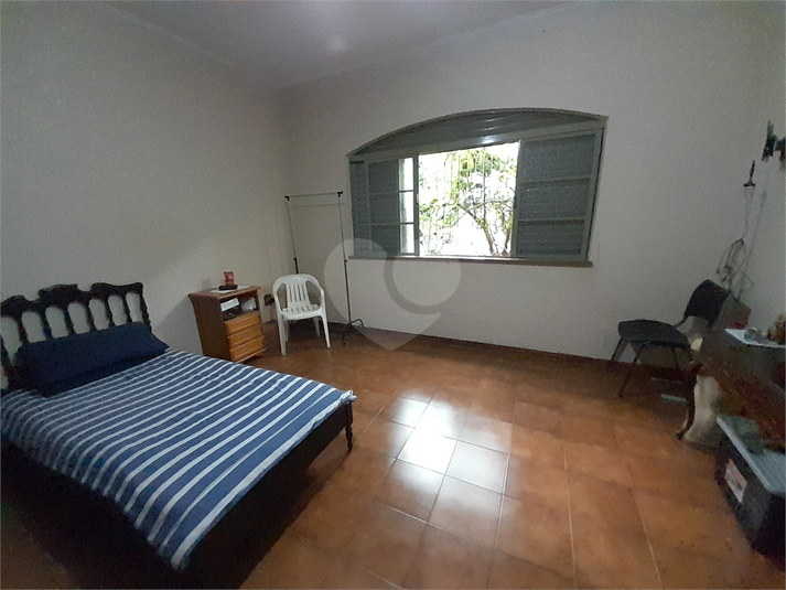 Foto REO1097519