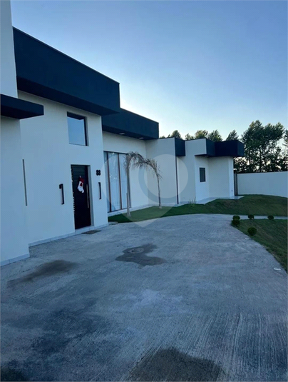 Foto REO1097523