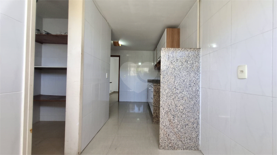 Foto REO1097528
