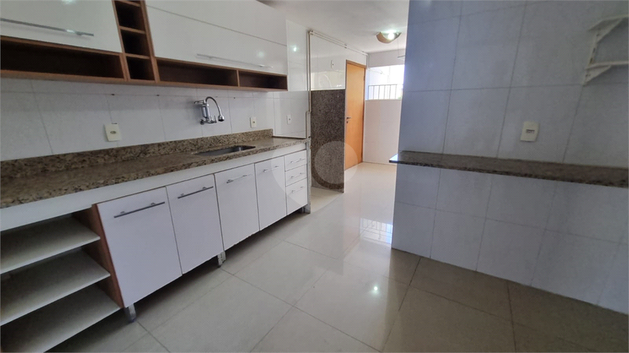 Foto REO1097528