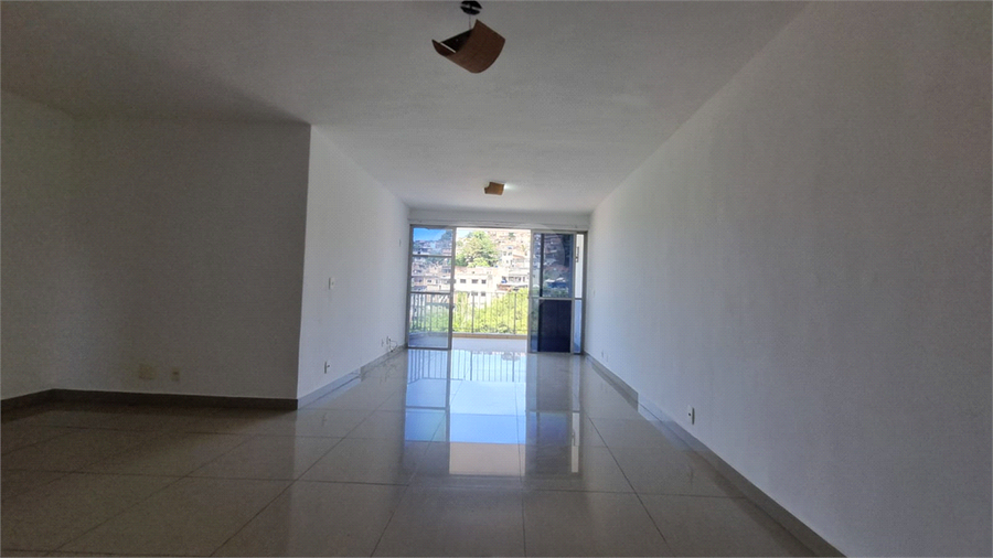 Foto REO1097528