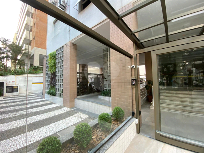 Foto REO1097537