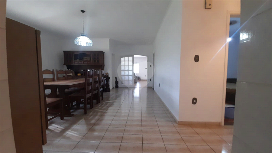 Foto REO1097538