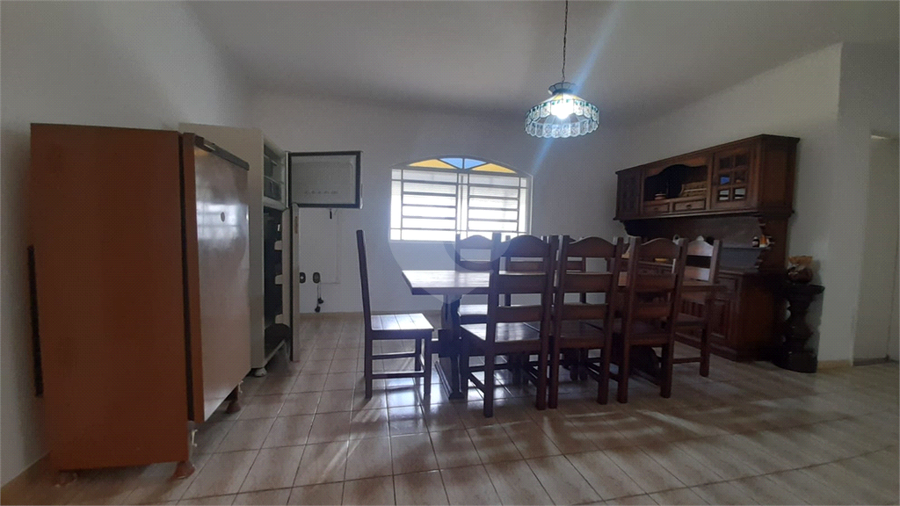 Foto REO1097538