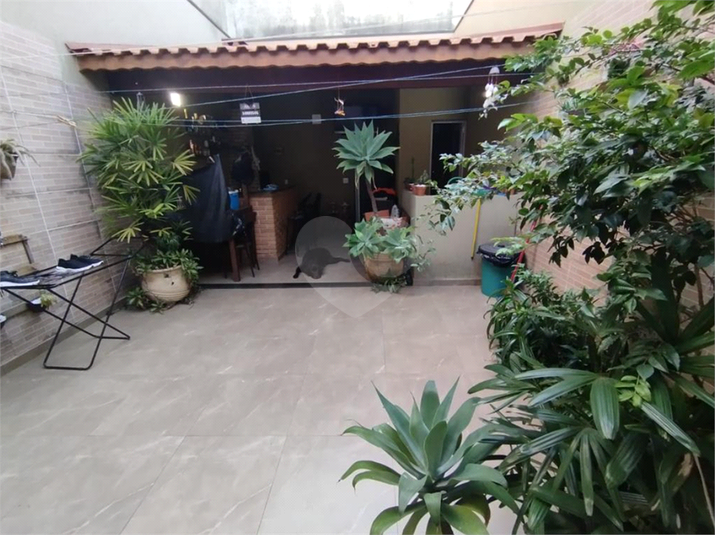 Foto REO1097540