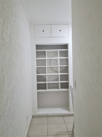 Foto REO1097574