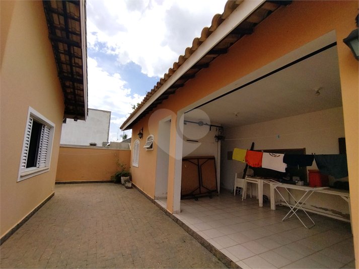 Foto REO1097581