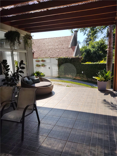 Foto REO1097603