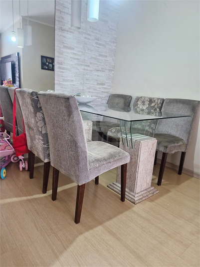 Foto REO1097618