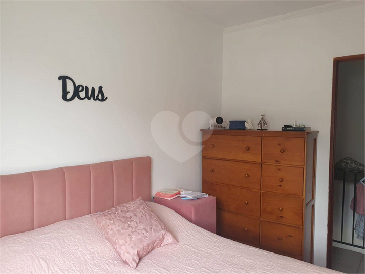 Foto REO1097620