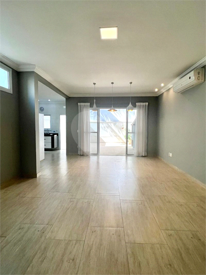 Foto REO1097622