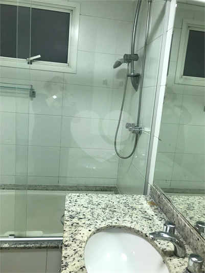 Foto REO1097623