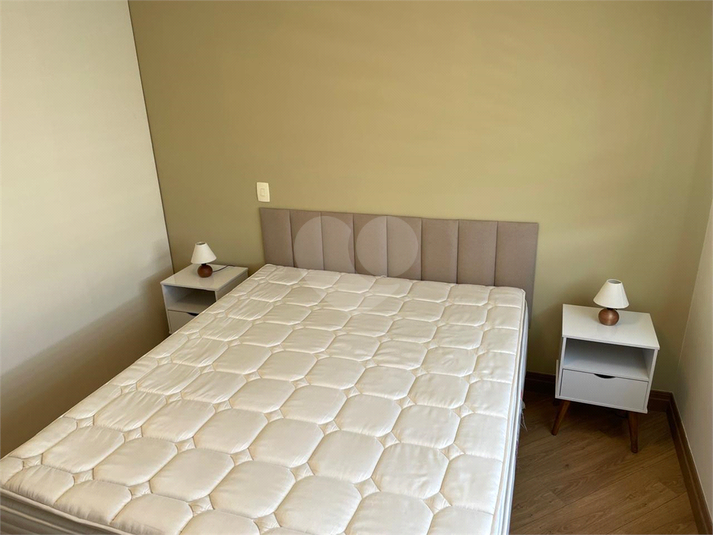 Foto REO1097623
