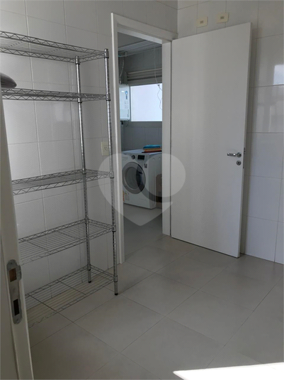 Foto REO1097623